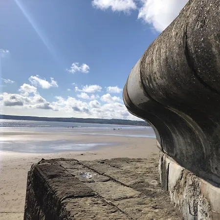 Terris Retreat - Part Of The The Bay Village With Pool, Gym And Direct Access, Pub, Restaurant, Tennis And Meadows Walks * Filey