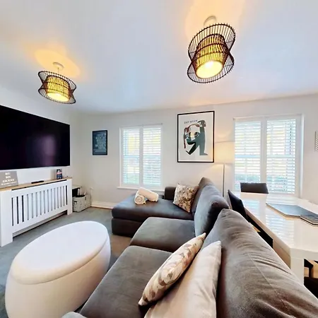 度假居 Terris Retreat - Part Of The The Bay Village With Pool, Gym And Direct Access, Pub, Restaurant, Tennis And Meadows Walks *